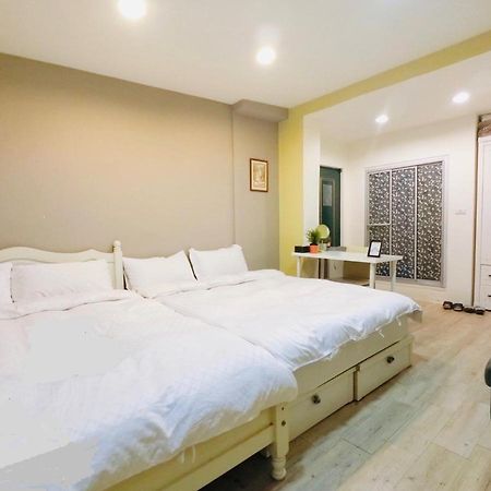 Miss You House Taichung Buitenkant foto