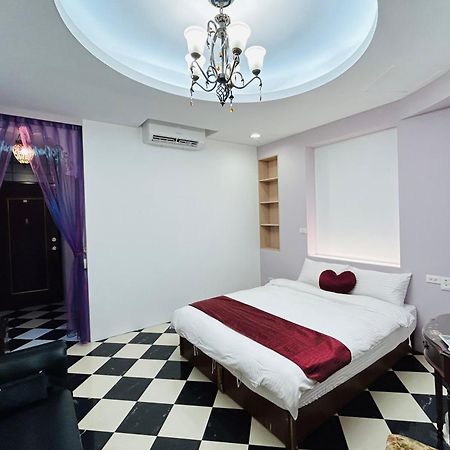 Miss You House Taichung Buitenkant foto