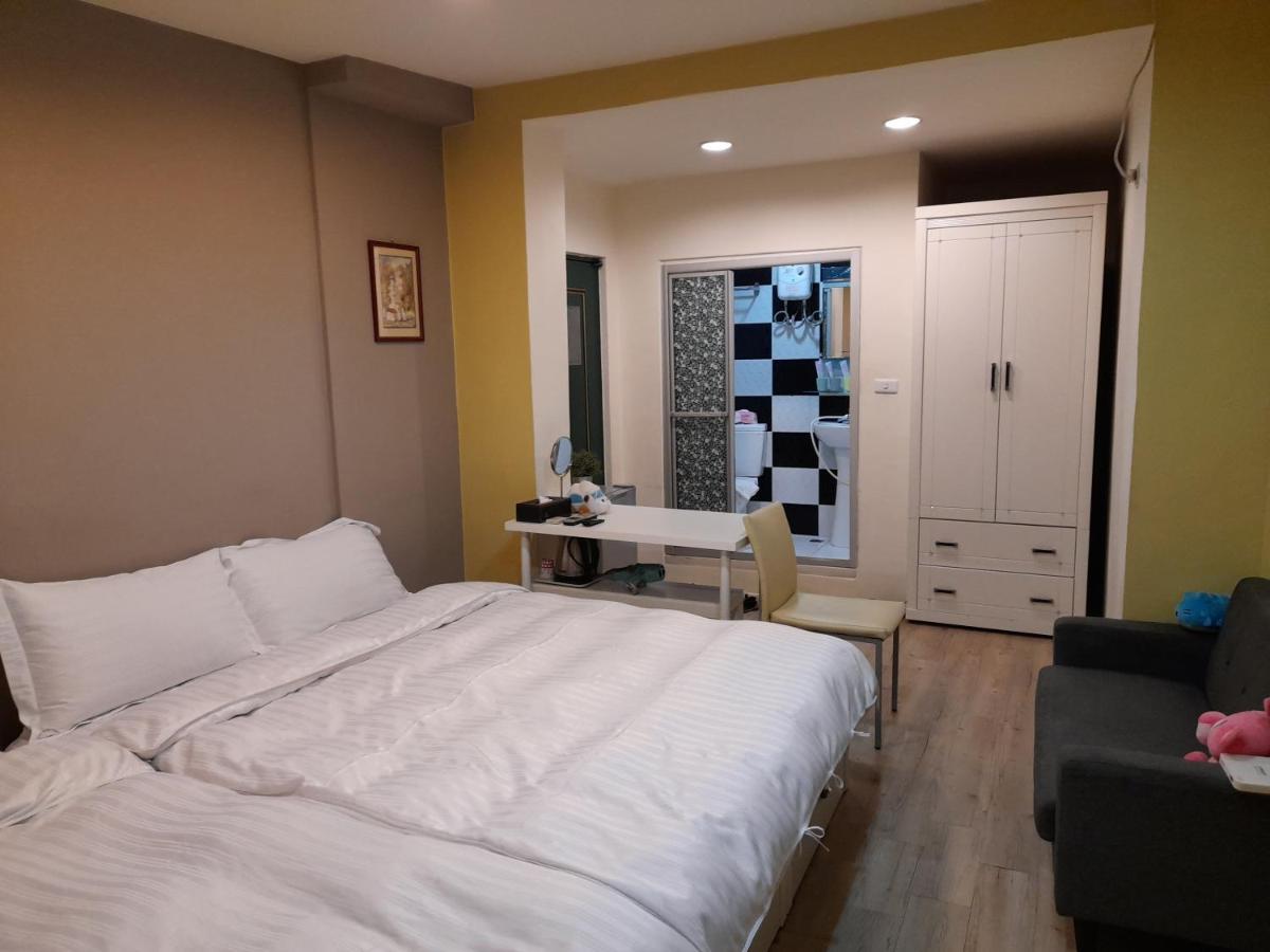 Miss You House Taichung Buitenkant foto