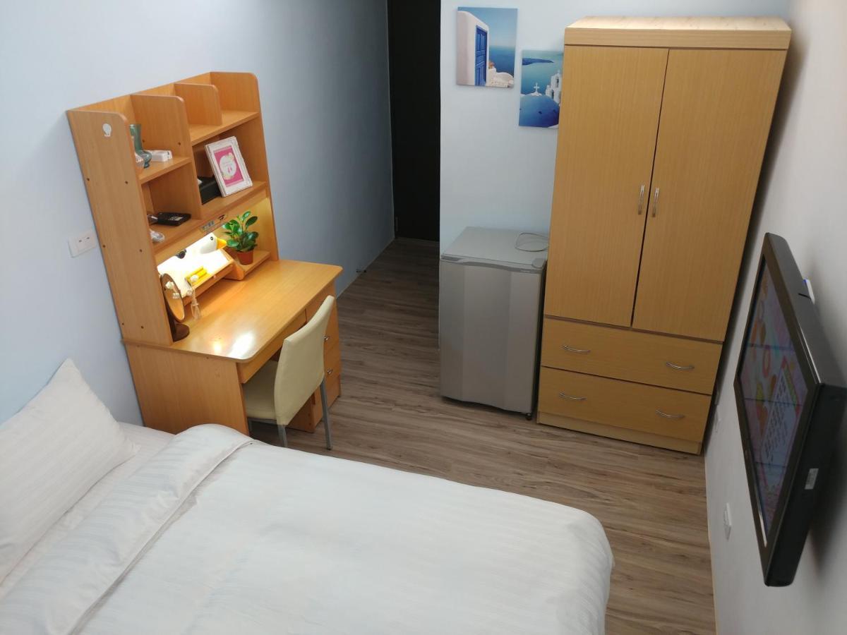 Miss You House Taichung Buitenkant foto