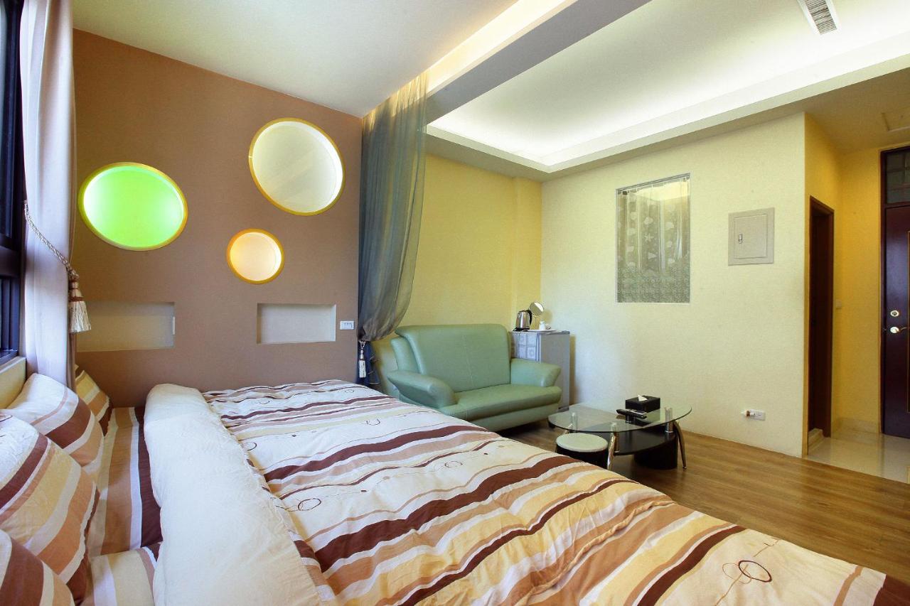 Miss You House Taichung Buitenkant foto