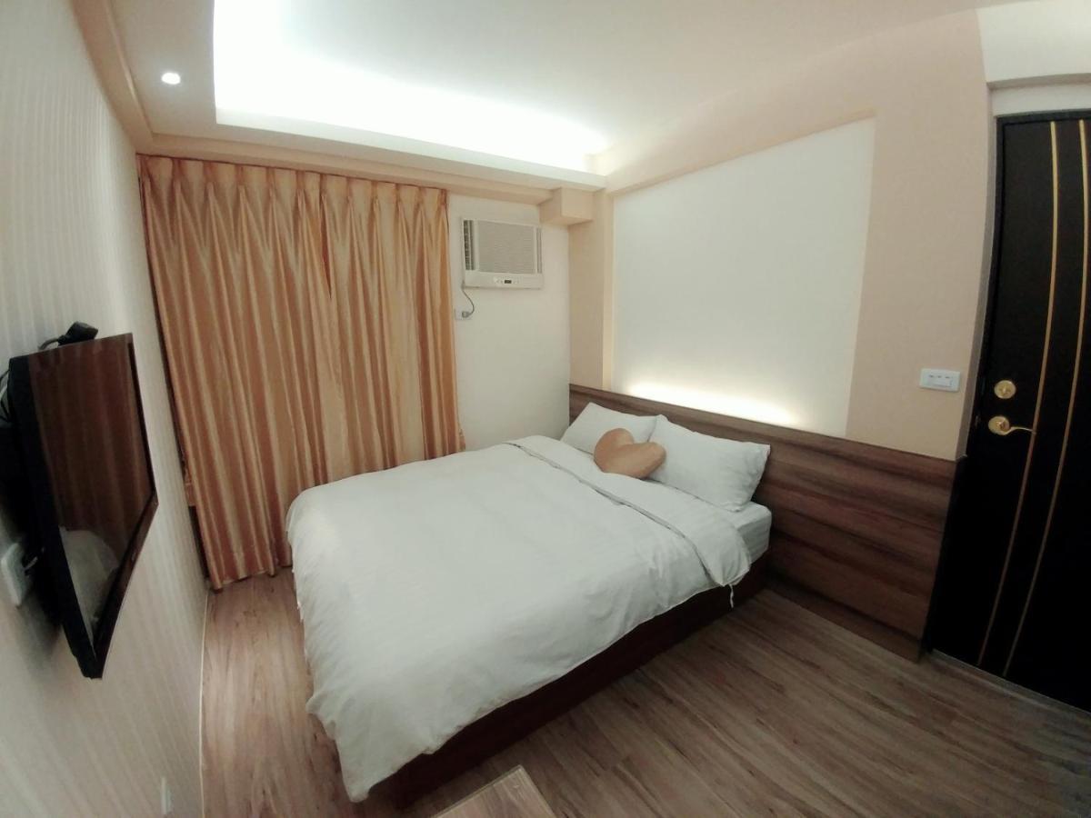 Miss You House Taichung Buitenkant foto