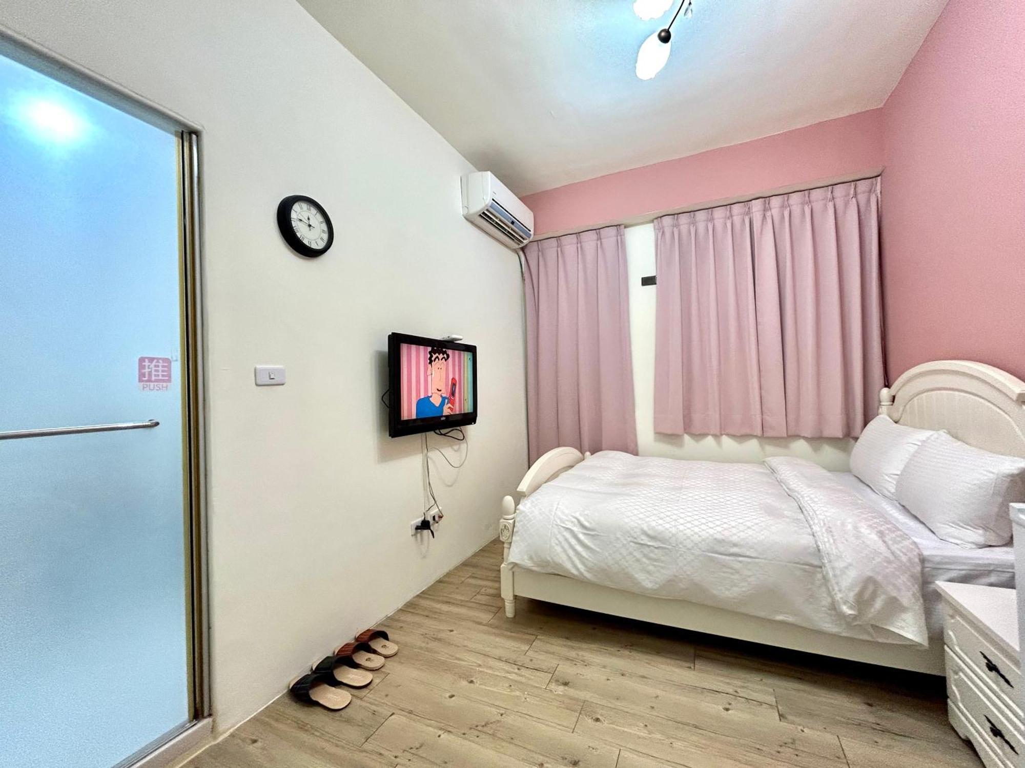 Miss You House Taichung Buitenkant foto