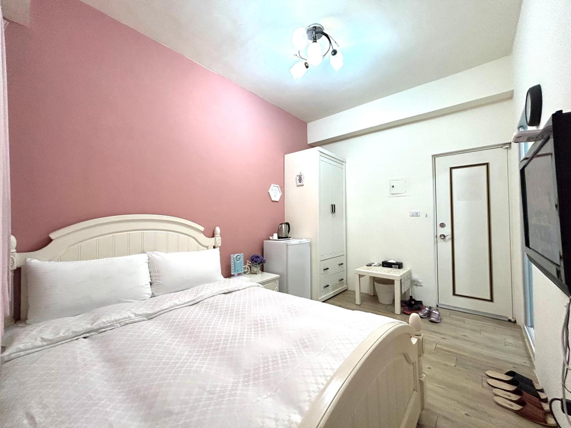 Miss You House Taichung Buitenkant foto