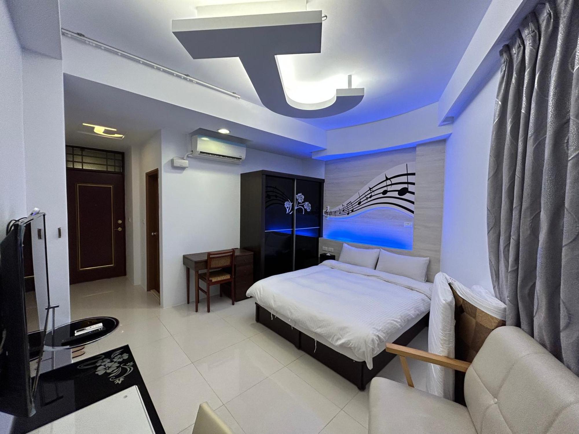 Miss You House Taichung Buitenkant foto
